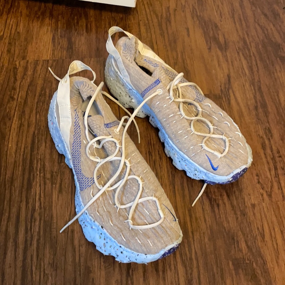 Nike space hippie